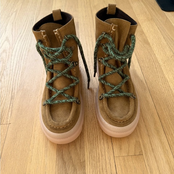 Shoes - Garmentory NAGUISA Kaus Chunky Boots Camel with Green Laces SIZE 38